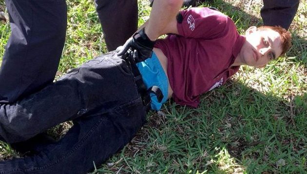 Αυτός είναι ο μακελάρης της Φλόριντα – Είχε ενεργοποιήσει συναγερμό για να έχει περισσότερα θύματα (φωτο+βίντεο)