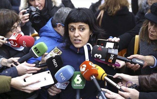 Πρώην βουλευτής Καταλονίας: Αρνούμαι να δικαστώ στην Ισπανία