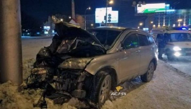 Αυτοκίνητο έπεσε πάνω σε πεζούς στη Ρωσία – Δύο νεκροί