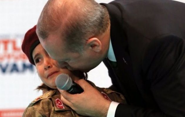 Για κακοποίηση ανηλίκου κατηγορείται ο Ερντογάν – Τι συνέβη με το μικρό κορίτσι