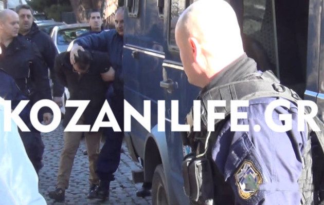 Ένταση στη δίκη του αστυνομικού για τη δολοφονία του οδηγού ταξί (βίντεο)