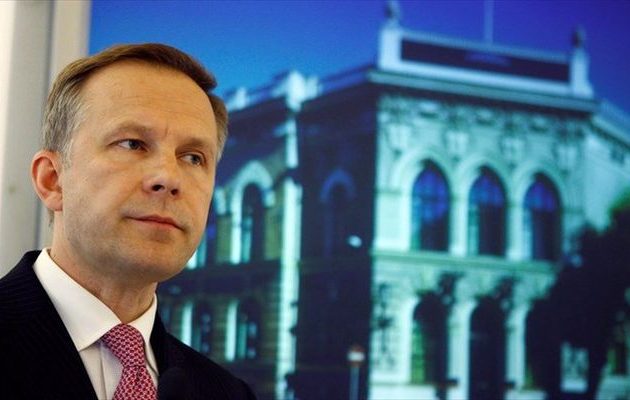 Συνέλαβαν για “μίζες” τον κεντρικό τραπεζίτη της Λετονίας – Δεν “έπεφτε” κάτω από 100.000 ευρώ