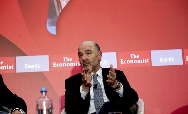 Mοσκοβισί: Η Ελλάδα ανεβαίνει – Απαραίτητη η ελάφρυνση του χρέους