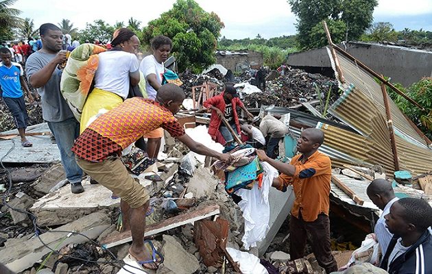 Κατέρρευσε βουνό απορριμάτων και έθαψε 17 άτομα στη Μοζαμβίκη