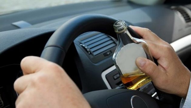 Οι Ρώσοι δικαστικοί μπορούν να οδηγούν μεθυσμένοι χωρίς να συλλαμβάνονται