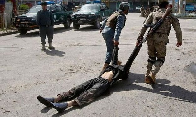 Ιρακινοί πολιτοφύλακες σκότωσαν βομβιστή αυτοκτονίας πριν προλάβει να ανατιναχτεί