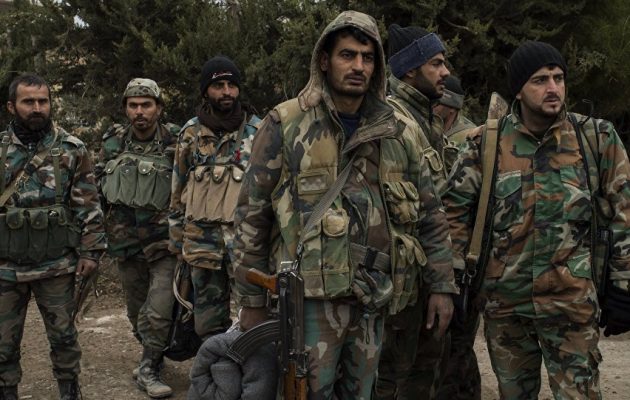 Μονάδες της συριακής Εθνοφρουράς αναμένουν το «πράσινο φως» για να εισέλθουν στην Εφρίν