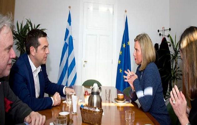 H Mογκερίνι στηρίζει την Ελλάδα απέναντι στις τουρκικές προκλήσεις