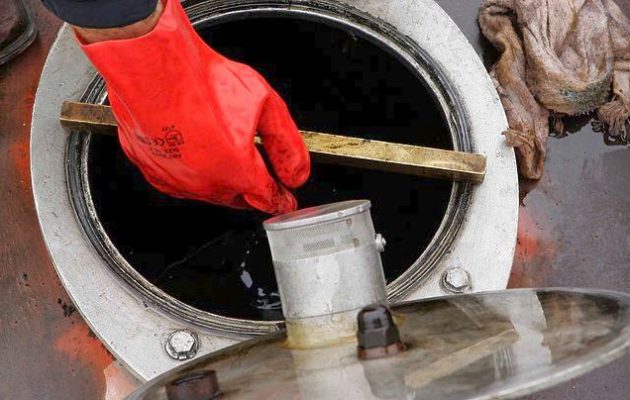 Κύκλωμα λαθρεμπορίου και νοθείας καυσίμων εξάρθρωσε το ΣΕΚ