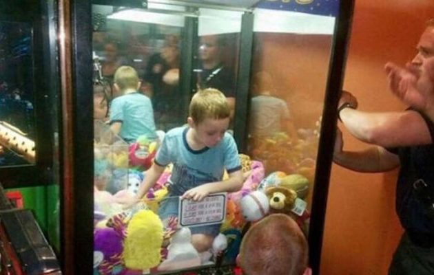 Απίστευτο: Πώς εγκλωβίστηκε στη Φλόριντα μέσα στο μηχάνημα με τις “δαγκάνες” (φωτο)