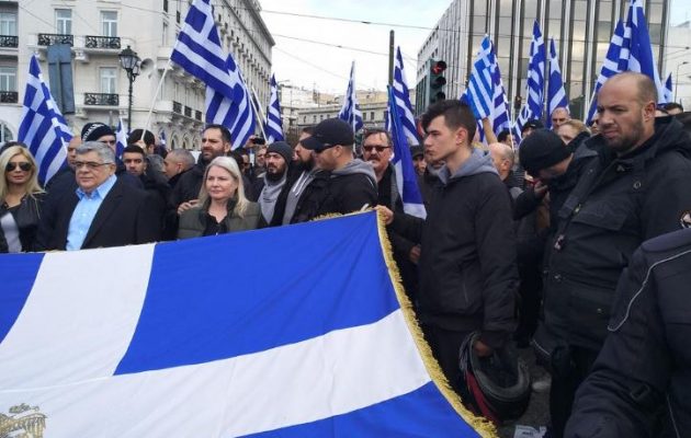 To twitter ξεσπά κατά του Α.Πορτοσάλτε που δεν βλέπει Χρυσαυγίτες στο συλλαλητήριο