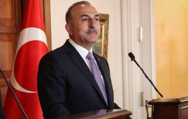 Ο Τσαβούσογλου έκανε σαφές ότι η Τουρκία σκοπεύει να καταλάβει όλη τη βόρεια Συρία