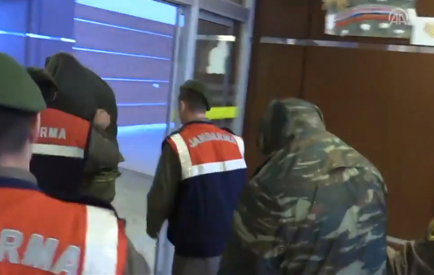 Στις 8.30 το πρωί της Δευτέρας η δίκη των δύο Ελλήνων στρατιωτικών παρουσία των γονιών τους