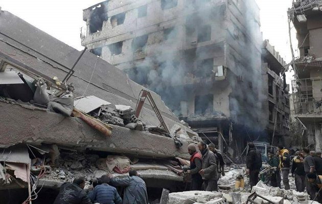 OHE: Οι βομβαρδισμοί Ρωσίας – ΗΠΑ στη Συρία συνιστούν έγκλημα πολέμου