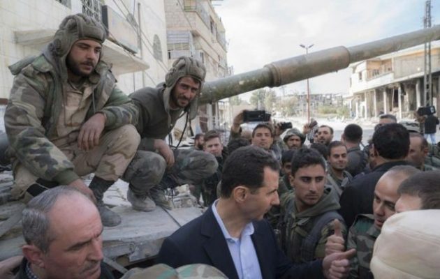 Τη «γραμμή πυρός» στην Ανατολική Γούτα επισκέφθηκε ο Μπασάρ Αλ Άσαντ