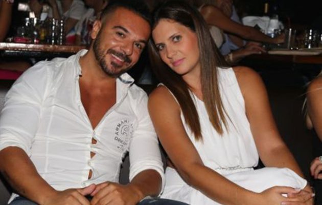 Ληστές με τσεκούρια μπήκαν στο σπίτι του τραγουδιστή Τριαντάφυλλου