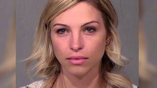 Αχόρταγη 27χρονη δασκάλα το “έκανε” με 13χρονο μαθητή στην Αριζόνα