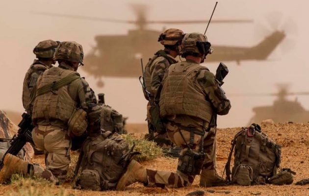 Ζαν-Ιβ Λε Ντριάν: Δεν πληρούνται οι προϋποθέσεις για να συνεχιστεί η δράση των γαλλικών δυνάμεων στο Μάλι