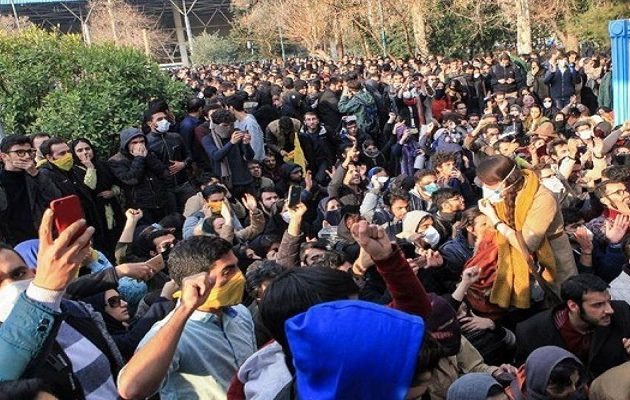 Η έλλειψη νερού στο Ιράν οδηγεί σε διαδηλώσεις