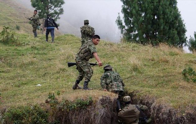 Εννέα πρώην μέλη των FARC νεκροί σε επιχείρηση του στρατού στην Κολομβία