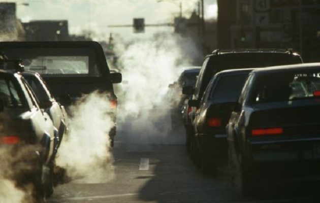 Γερμανία: Νόμιμη η απαγόρευση κυκλοφορίας στα αυτοκίνητα ντίζελ