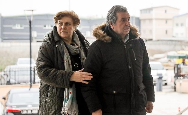 Τι λέει ο πατέρας του Έλληνα λοχία για τη συνέχιση της κράτησης των στρατιωτικών