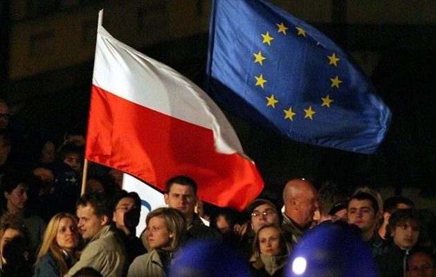 Γερμανία και Δανία καλούν την Πολωνία να επανέλθει “στο κράτος δικαίου”