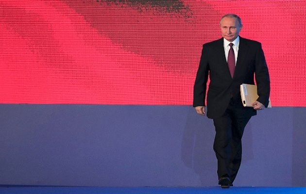 Άνοιξαν οι κάλπες στη Ρωσία: Ατράνταχτο φαβορί για Πρόεδρος ο Βλαντιμίρ Πούτιν