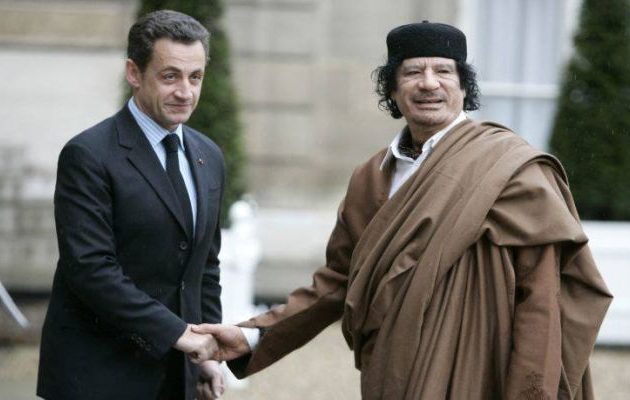 Πώς εμπλέκονται Σαρκοζί-Καντάφι και τρεις βαλίτσες με 5 εκατομμύρια ευρώ