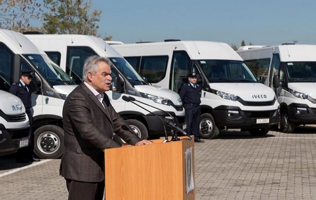 “Δυναμώνει” η ΕΛ.ΑΣ. και ενισχύεται με 22 νέα οχήματα – Η δέσμευση Τόσκα