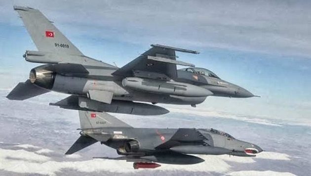 Συνεχίζουν τις προκλήσεις οι Τούρκοι: Οπλισμένα F-16 παραβίασαν 52 φορές τον ελληνικό εναέριο χώρο