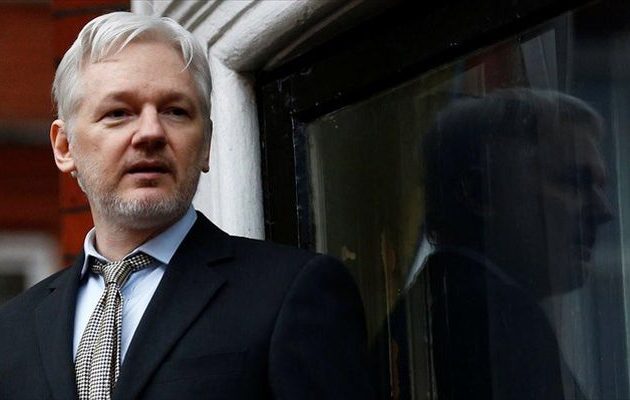 Ο «εγκέφαλος» των WikiLeaks Τζ. Άσανζ υποστηρίζει: Η τεχνολογία θα καταστρέψει άμεσα την ανθρωπότητα (βίντεο)