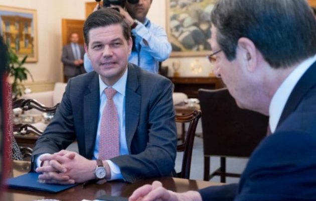 Γουές Μίτσελ από Κύπρο: “Στηρίζουμε τα κυριαρχικά δικαιώματά σας στην ΑΟΖ” (βίντεο)