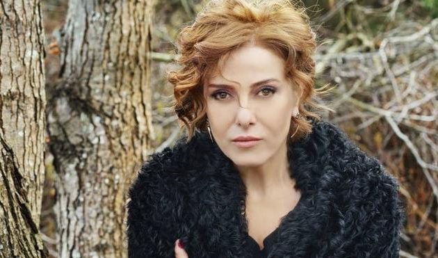 Δέκα μήνες φυλακή στην Τουρκάλα τραγουδίστρια Ζουχάλ Ολτζάι για προσβολή του Ερντογάν