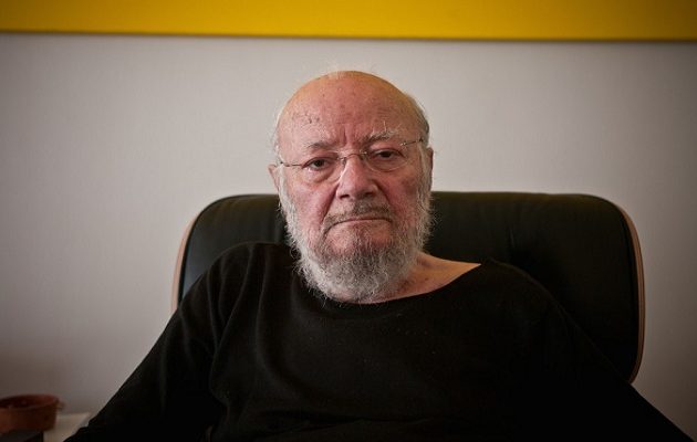 Έκλεψαν έργο Έλληνα γλύπτη από τη γαλλική Βουλή