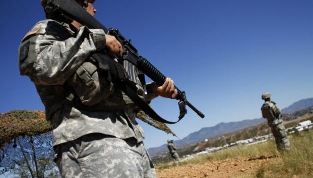 Ο Τραμπ στέλνει πάνω από 1.000 άνδρες της Εθνοφρουράς στα σύνορα με το Μεξικό