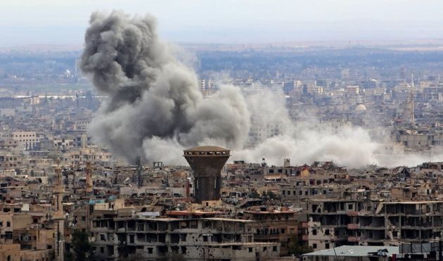 Συριακά αεροπλάνα βομβάρδισαν τη Ντούμα στην Αν. Γούτα που παραμένει υπό την Τζαΐς Αλ Ισλάμ