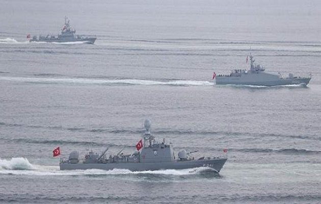 Frankfurter Rundschau: Παιχνίδι με τη φωτιά στο Αιγαίο – Προειδοποιεί για κίνδυνο «ατυχήματος»