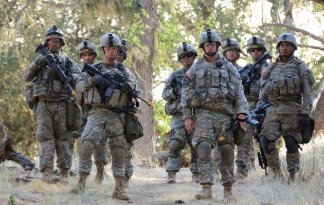 Δυνάμεις της αμερικανικής Εθνοφρουράς αναπτύσσονται στα σύνορα με το Μεξικό