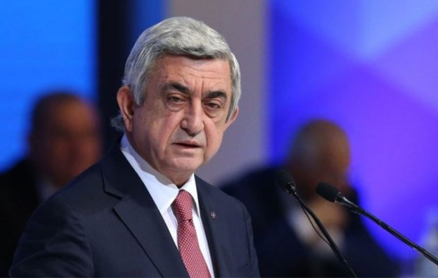 Παραιτήθηκε ο πρωθυπουργός της Αρμενίας υπό την πίεση των διαδηλωτών