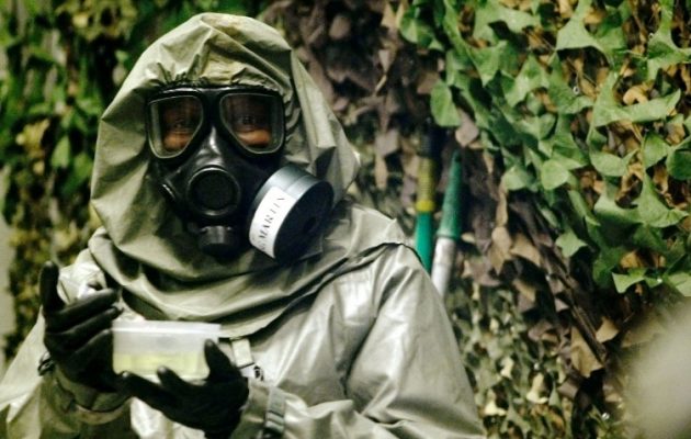 Οι Ρώσοι λένε ότι οι Αμερικανοί σχεδιάζουν «προβοκάτσια» με «τοξικά χημικά» στην Ουκρανία