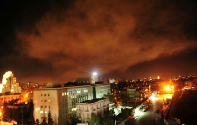 ΥΠΕΞ Ιράκ: «Επικίνδυνη εξέλιξη» η επίθεση στη Συρία