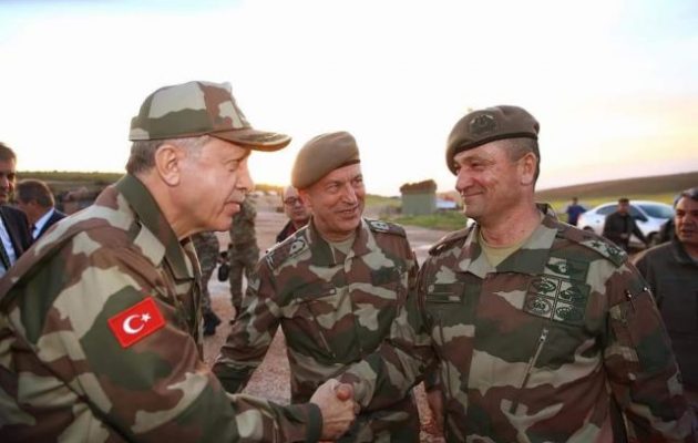Το παρασκήνιο της εμφάνισης Ερντογάν με στολή παραλλαγής – Τι αποκαλύπτει δημοσιογράφος