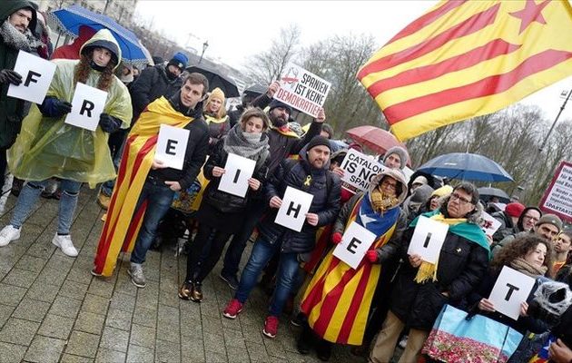 Διαδήλωση στο Βερολίνο υπέρ του Κάρλες Πουτζδεμόν