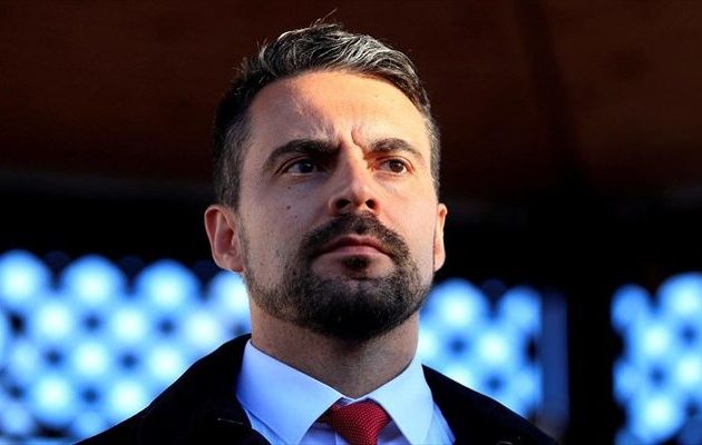 Παραιτήθηκε ο ηγέτης του ακροδεξιού “Γιόμπικ” στην Ουγγαρία
