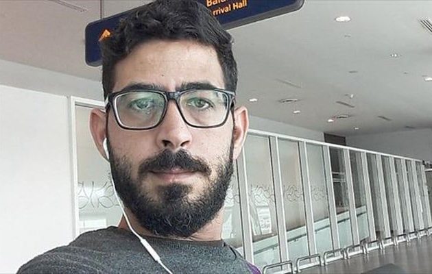 Αυτός είναι ο Σύρος “Τομ Χανκς” που εγκλωβίστηκε σε τράνζιτ αεροδρομίου