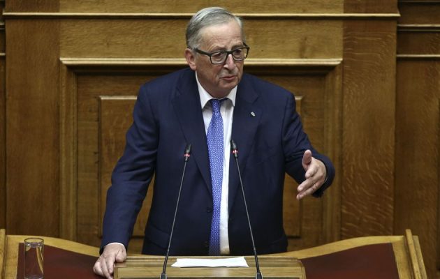 “Χέρι” Γιούνκερ σε Γερμανούς: Να τηρήσουν όλοι τις δεσμεύσεις τους για το χρέος