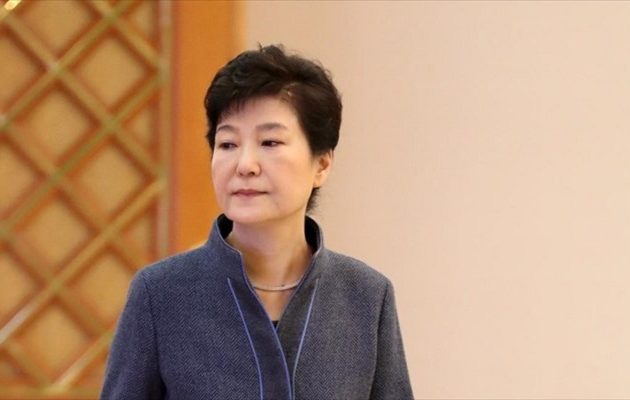 Σε 24 χρόνια φυλακή καταδικάστηκε η πρώην πρόεδρος της Νότιας Κορέας