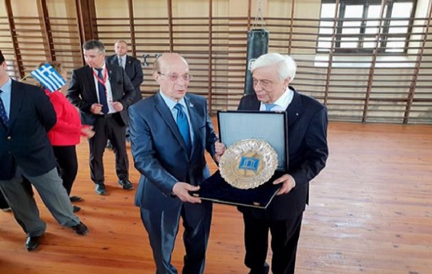 Αυστηρό μήνυμα  Παυλόπουλου στην Άγκυρα από την Αλεξάνδρεια της Αιγύπτου