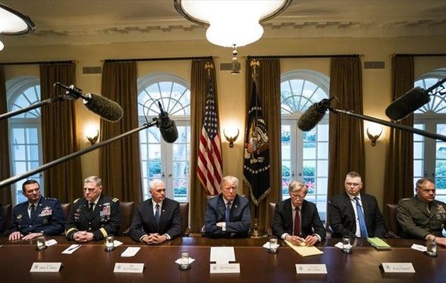 Όλα τα ενδεχόμενα ανοιχτά για μείζονα στρατιωτική δράση στη Συρία – Μαζί με Τραμπ ο Μακρόν